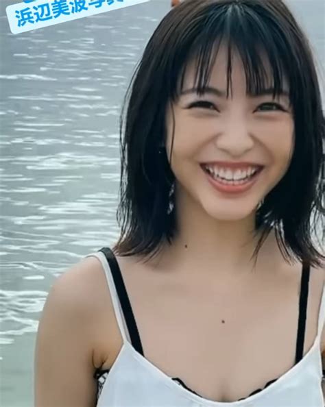 浜辺美波裸|浜辺美波グラビア 画像282枚！ヌード濡れ場シーンや水着期待エ。